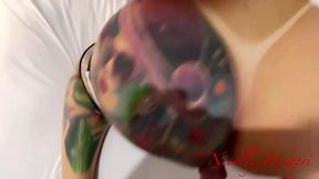 ele nao resistiu ao cuzinho quente,gozou na primeira socada