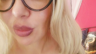 ChantalChannel - real loser great humiliation- ti piace farti fottere perchè sei una cogliona