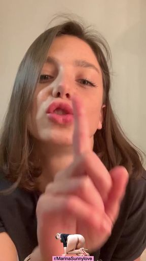 Russian GF foxy di plays with cock