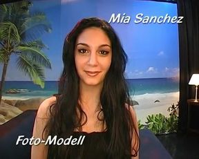 Ggg John Thompson - Sexy Mia Sanchez Gets Naked and Horny Big Dildo Fuck Masurbation