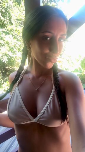 Teenybopper Olivia offers a sneak peek at her onlyFans page