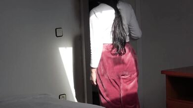 I Wanted To Fuck The Delivery's Dick Before My Husband Comes Home, But He Cums Inside (REAL)