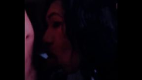 Maduro casado recibe delicioso oral de Trans Bianca en Trebol Guatemala mientras cae la tarde.