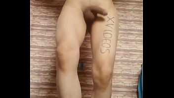 QUE RICO SE MUEVE MI PENE DESNUDO