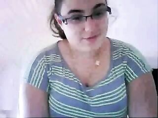 French big beautiful woman shows butt and boobs on cam