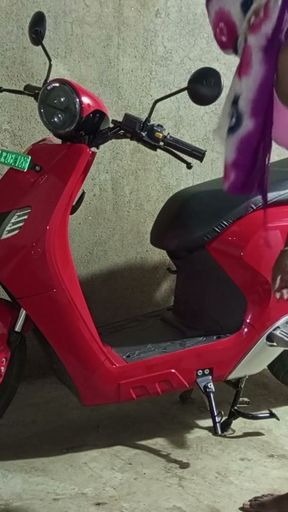 Shemale Dances On Electric Scooter In Her Own Home And Gets Her Ass Fucked By Her Boyfriend - Bhojpuri Dance - Hindi&hellip;   Clip 1