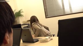 Office Lady's Secret Week of Pleasure Before Becoming a Stalker's Toy