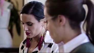 Sexy MILF Penny Barber suit you the best Spencer Bradley and you will loves it!