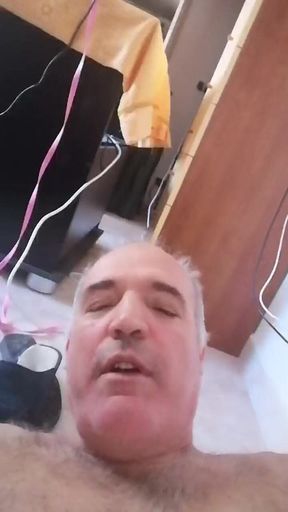 I Masturbate My Cock Lying on the Floor Completely Naked