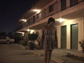 Curvaceous black woman Ninaisue is knocking the dust off the old sombrero before taking it in her twat