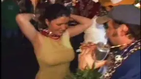 Hot Chicks Dance Seductively While Flaunting Their Perfect Bodies