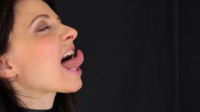 Caught and trapped in Gisy's long tongue
