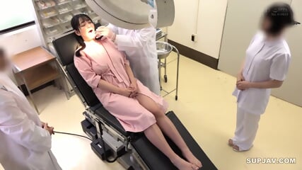 Momona Koibuchi's Dentist Cums in Her Mouth