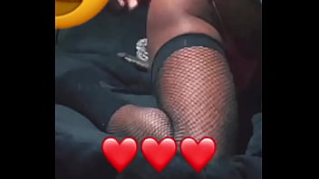 Follow Me on IG @undacuvahbottom