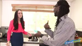 Divorced MILF seduces black neighbor for deep fucking