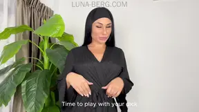 Young and seductive stepmom gives a long teasing blowjob to her stepson in
