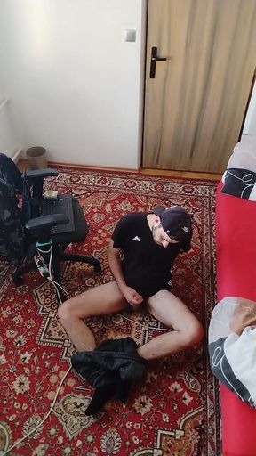 My Big Orgasm in T-shirt at Home