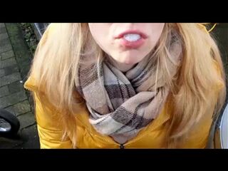 MEGA Public ..Sie bläst meinen Schwanz so Öffentlich wie...