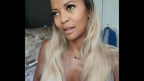 Two hot babes share lucky guy in FFM threesome