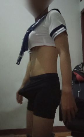 Femboy cosplayer orgasme crossdres