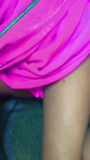 Hot jawan bhabhi ne sage devar ke sath raat rangen kiya.Desi aunty apne husband ka lund chus ke chut me lund ghusa&hellip;   Clip 1