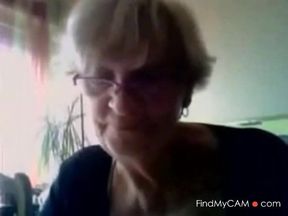Mature Cam Show with Amateur Granny
