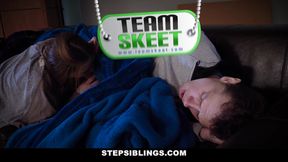 Danni Rivers in Body Heat And Booty Meat - Stepsiblings