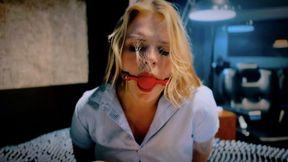The House Sitter - Sunny Vanna - hand over mouth, rope bondage, toe tied, ball gagged, tied on the bed, masked villain