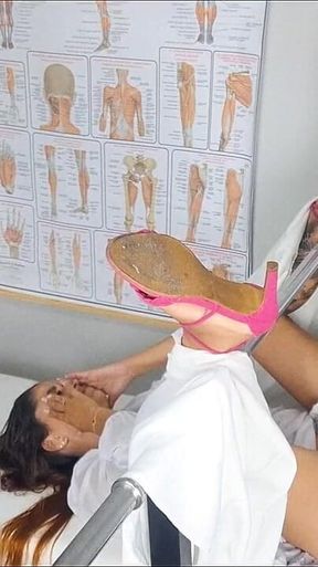 The Doctor Couldn't Oppose the Cuckold's Fiancée!