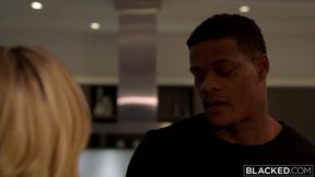 Blonde Mia Wrecked Gushed Choked von Jasons monströser BBC übrwältigt