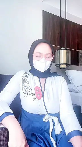 Busty Auntie Gets Filthy in a Japanese Kimono