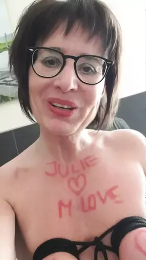 Secretary Solo MILF masturbates and squirts