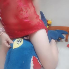 Perfect Ass and Pussy Ride Dinosour so Sexy Cute