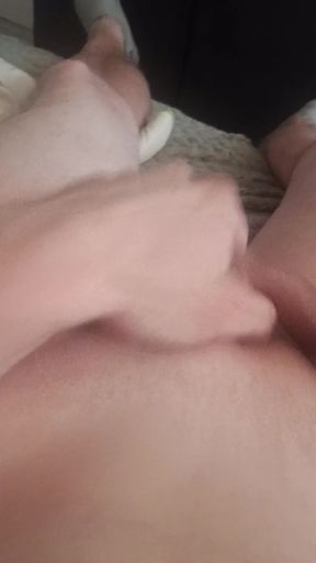 I'm Looking for a Female Partner to Make Money in Porn.
