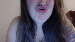 Sereph Smells Her Lips