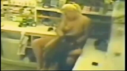 lesbians in public3