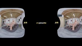 Virtual porn with blonde Vanessa Hell who tastes her pee