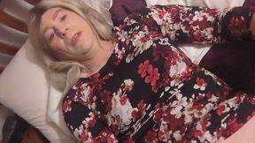 A Big Cum with Nikki! Watch Me Stroke and Have a Big, Big Cum!