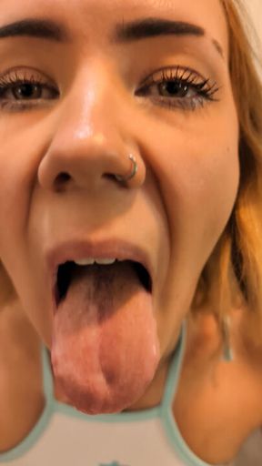 LICKING YOU WITH MY WET MOUTH | Miinxiiee