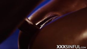 Sinful babes pussy licked and creampied by lover in the dark