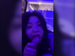 Me chupa bien la pija la pendeja trola argentina