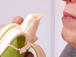 4K mother I'd like to fuck wife loves bananas. Sometimes they cum in her throat Bizarre Close UP.