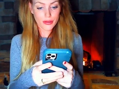 Brunette Solo Webcam Masturbation