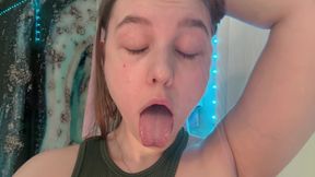 Luring with My Ass, Showing My Armpits and Masturbating