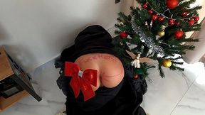 Wife gets package and anal delivery from courier!