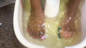 barefoot - Goddess MXDominion gives herself Pedicure in her Foot Bath, femdom, goddess worship, wrinkled soles