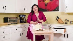 BBW housewife Karla Lane is cooking and masturbating super hairy cunt