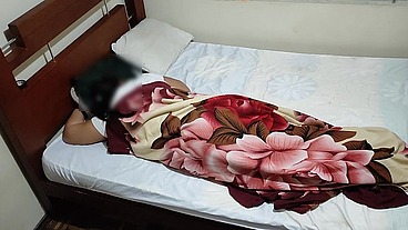 Por fin me logro folla a la esposa de mi mejor amigo que locura con ella Le gusta se lo meto todo acada momento esta gimiendo