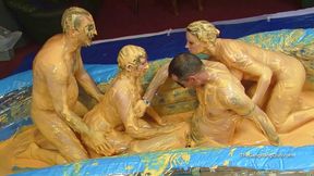 Sploshing foursome