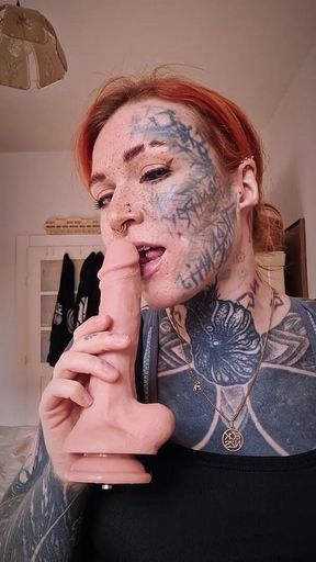 Blowjob on a Realistic Dildo